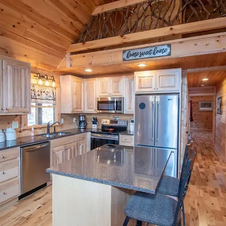 Hot-Tub 6 Seater, Fire-Pit, Master King Bed, Wineries, Pickleball, Resort Amenities Ellijay Exterior photo