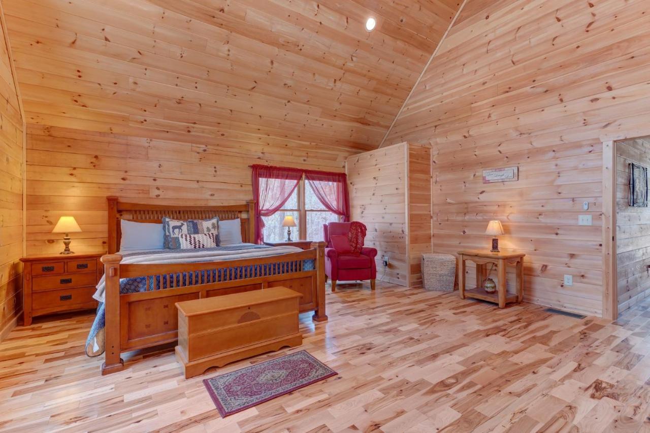 Hot-tub 6 Seater, Fire-pit, Master King Bed, Wineries, Pickleball, Amenities Holiday home